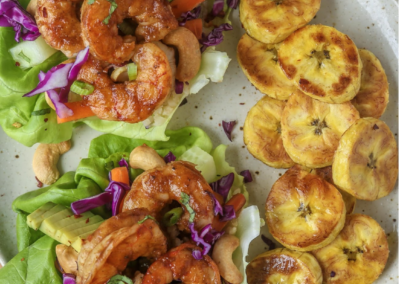 Sesame Sriracha Shrimp Lettuce Wraps