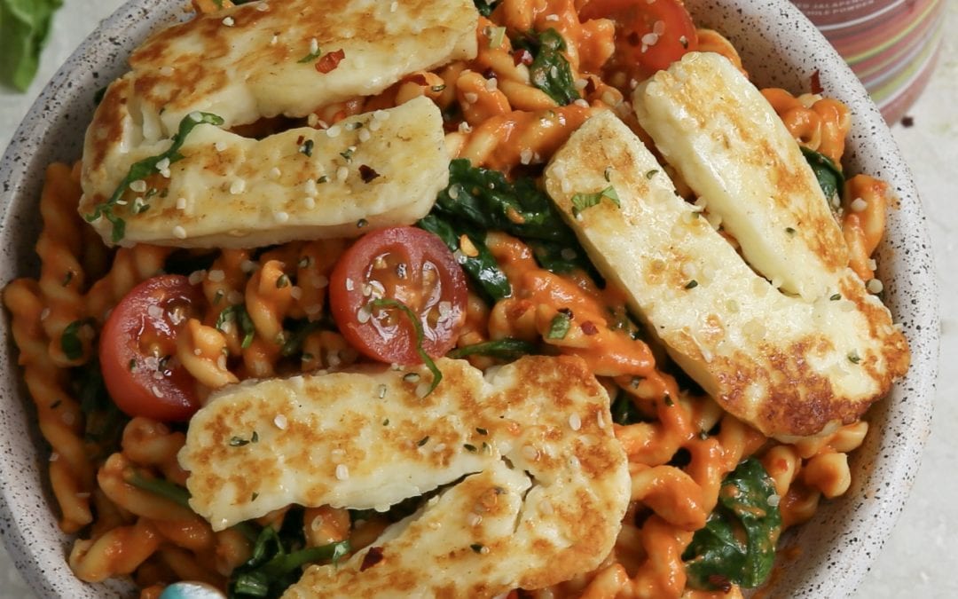5-Minute Creamy Tomato-Balsamic Pasta with Halloumi and Spinach
