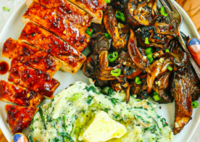 BBQ chicken, crispy roasted balsamic garlic mushrooms and quick dairy-free creamy spinach mashed potatoes.