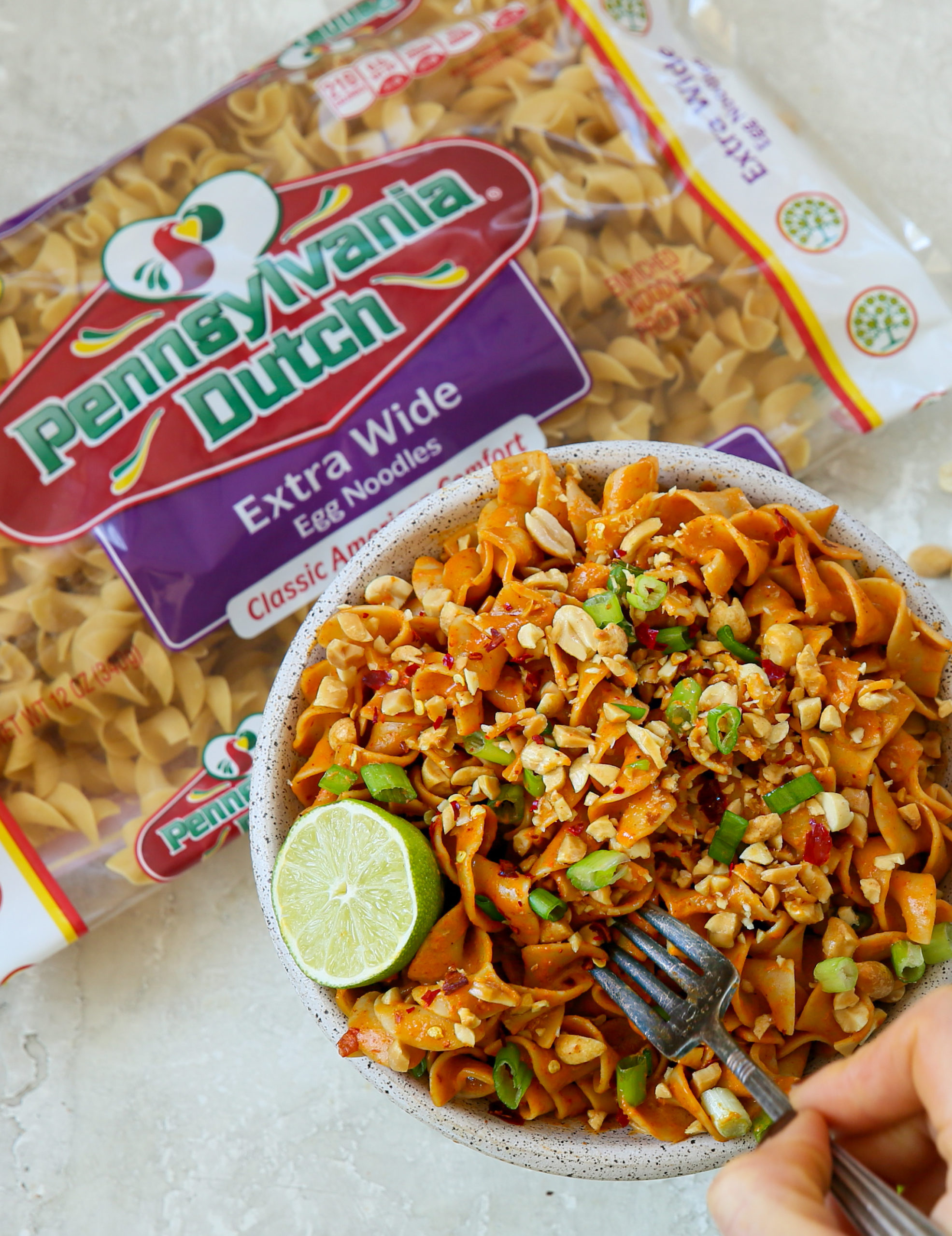 Easy Peanut Curry Egg Noodles